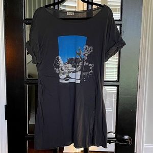 Free People "Intimately" Gray Sleep Tee. NWOT - Excellent Condition - OS